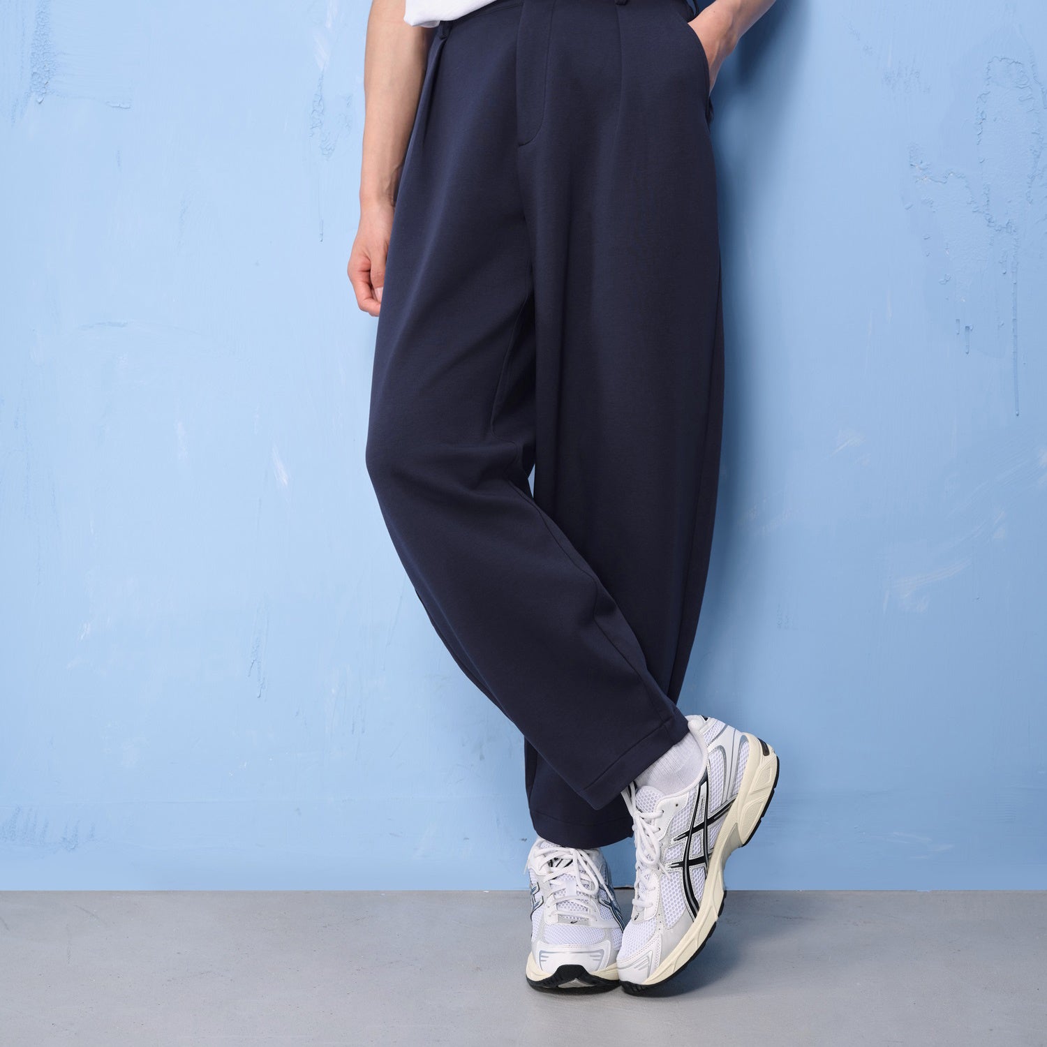 SG_12116102001_RW26_2_1_4_1500_1500.jpg;color:Signature Navy