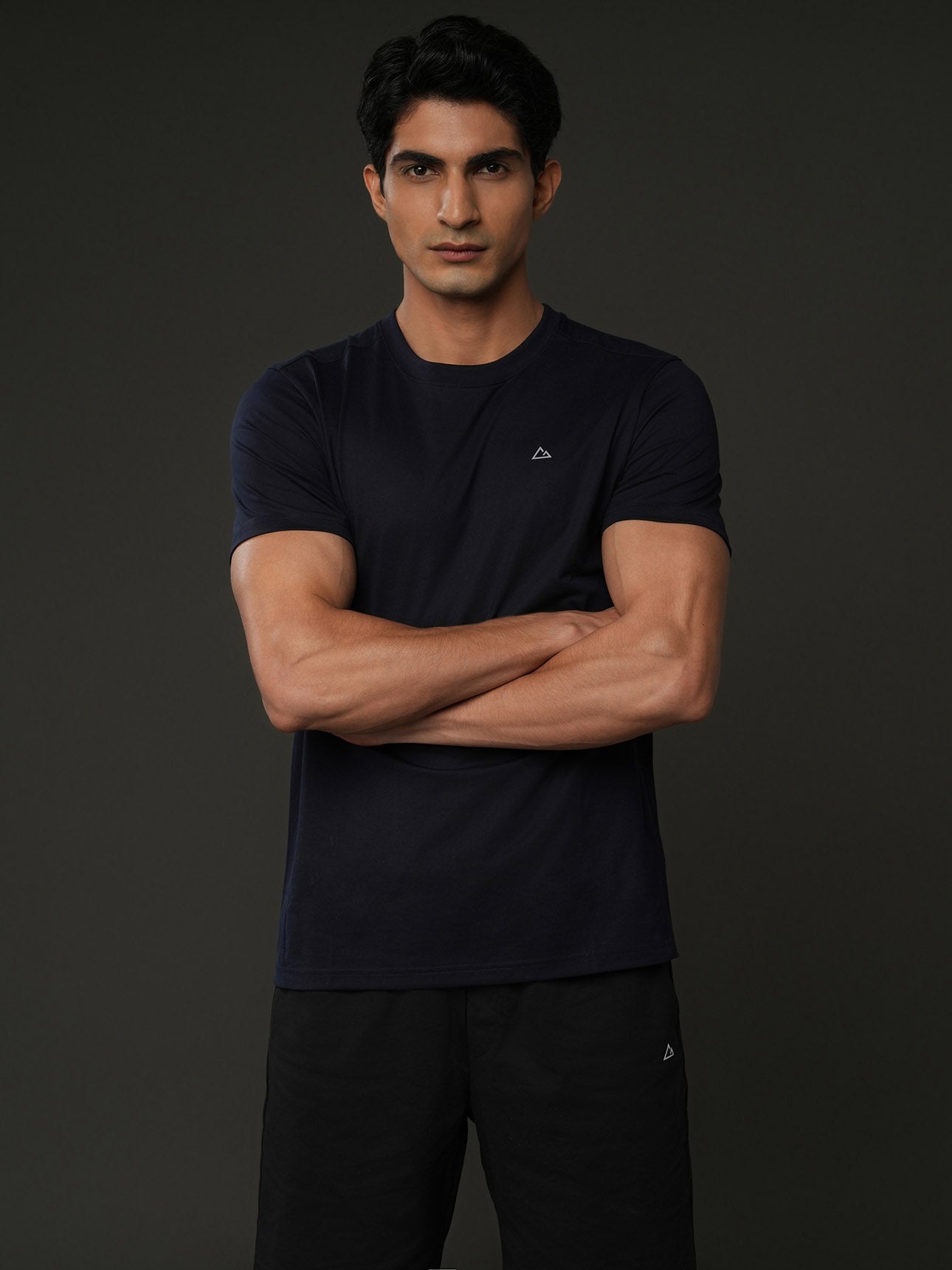 SG_01026286001_RW26_3_1_3_1290_1720.jpg;color:Signature Navy