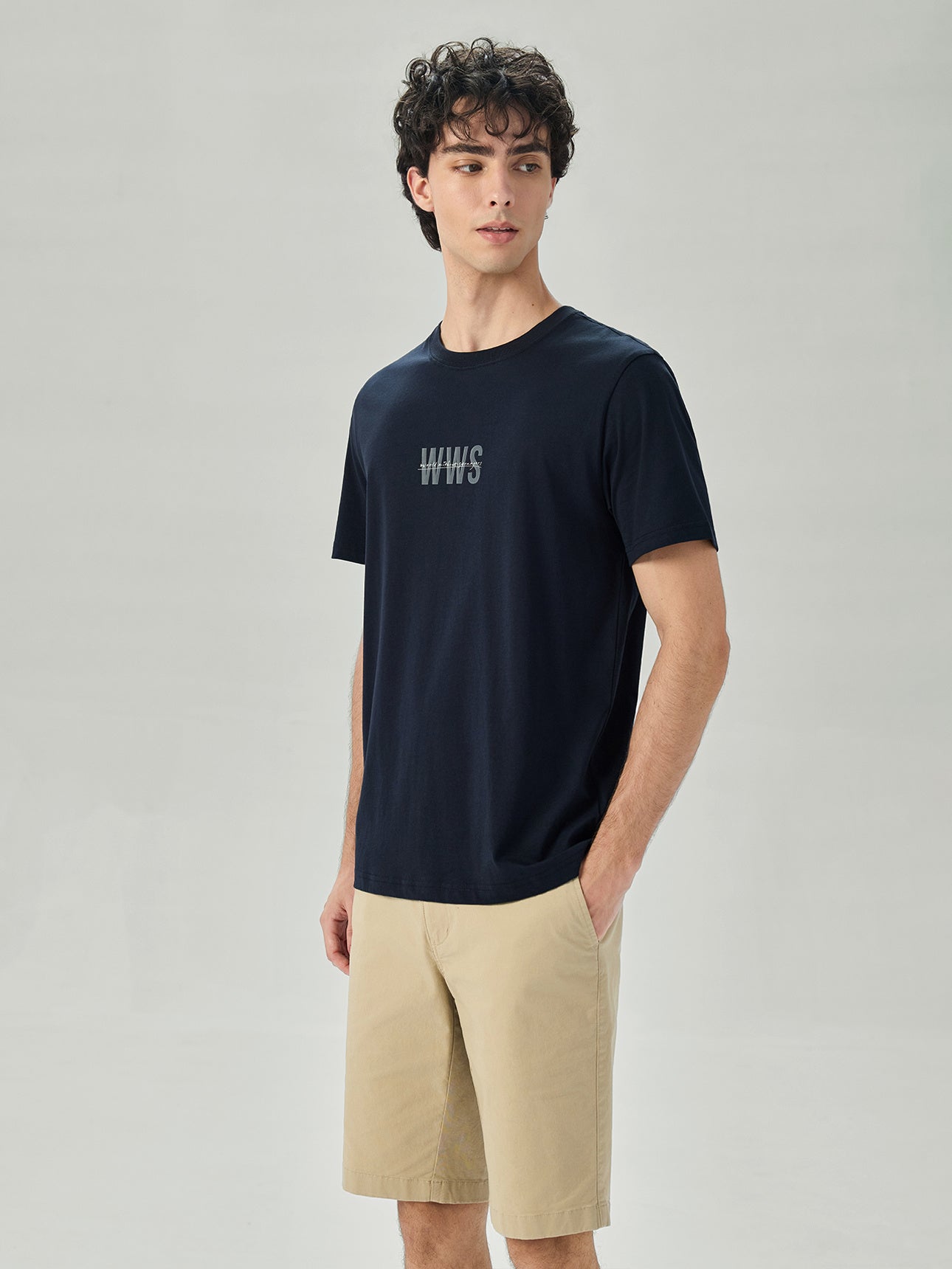 SG_01096021001_RW26_3_1_3_1290_1720.jpg;color:Signature Navy