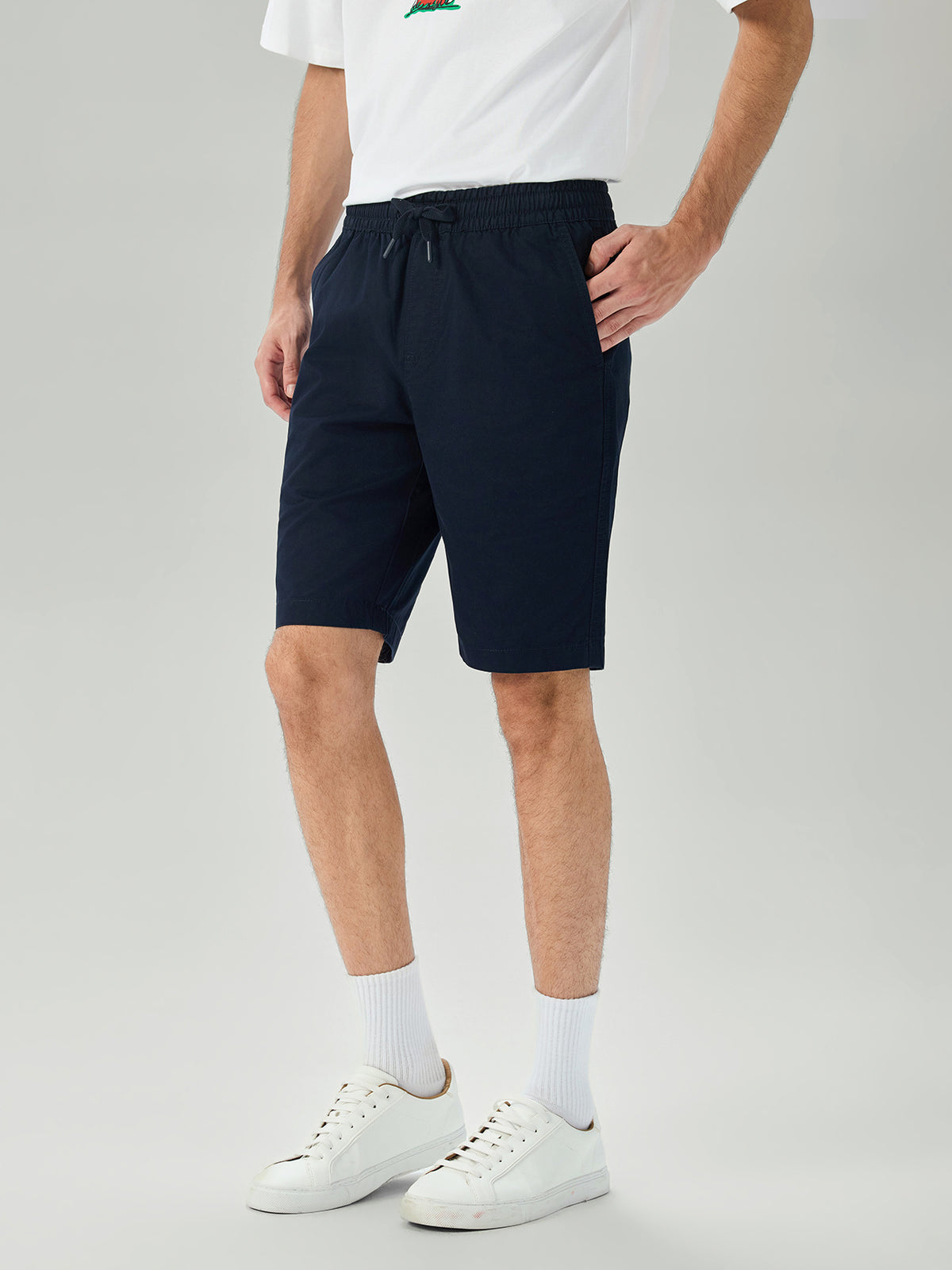 SG_01106236002_RW26_3_1_3_1290_1720.jpg;color:Signature Navy