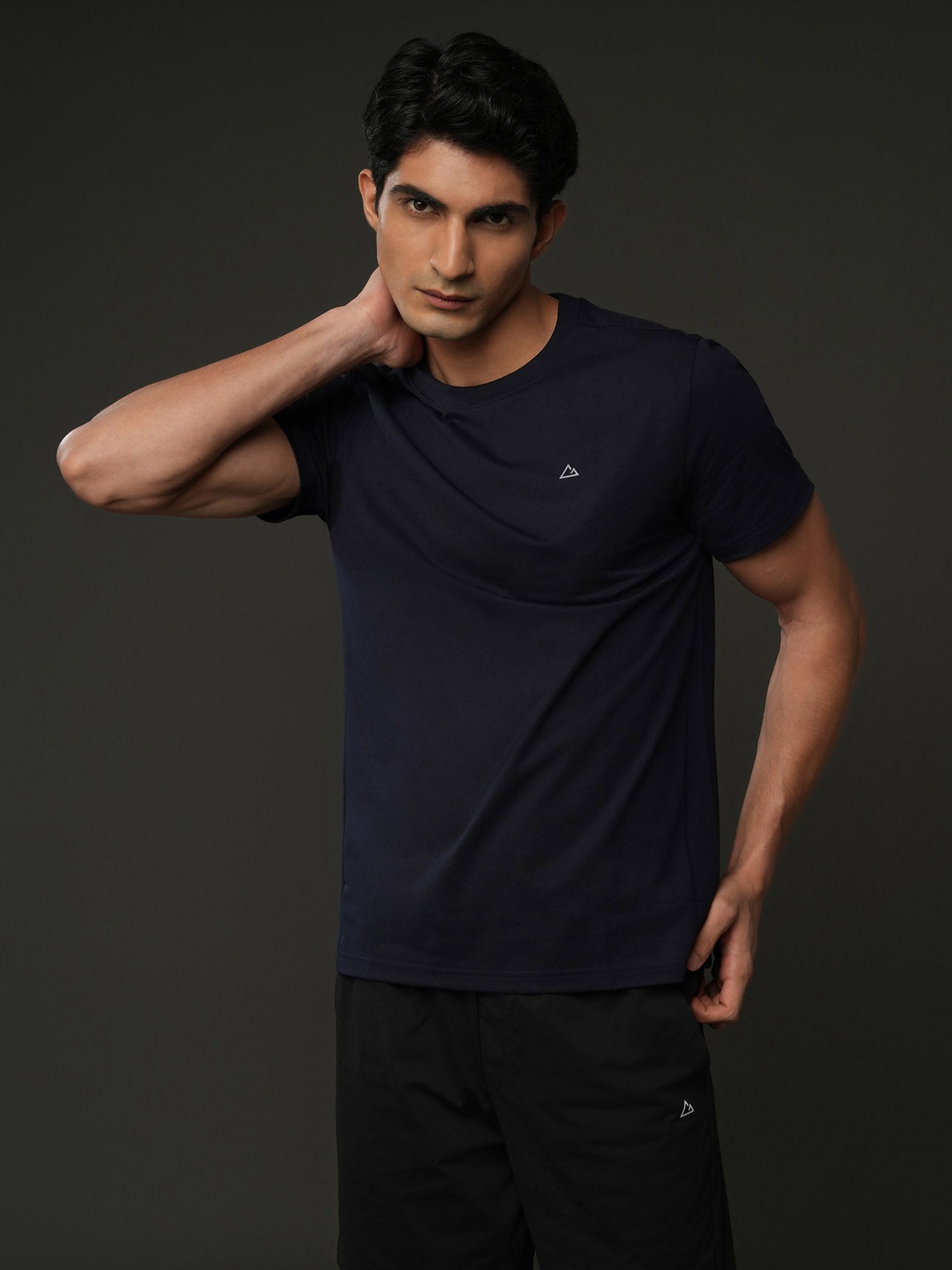 SG_01026286001_RW26_3_1_5_1290_1720.jpg;color:Signature Navy