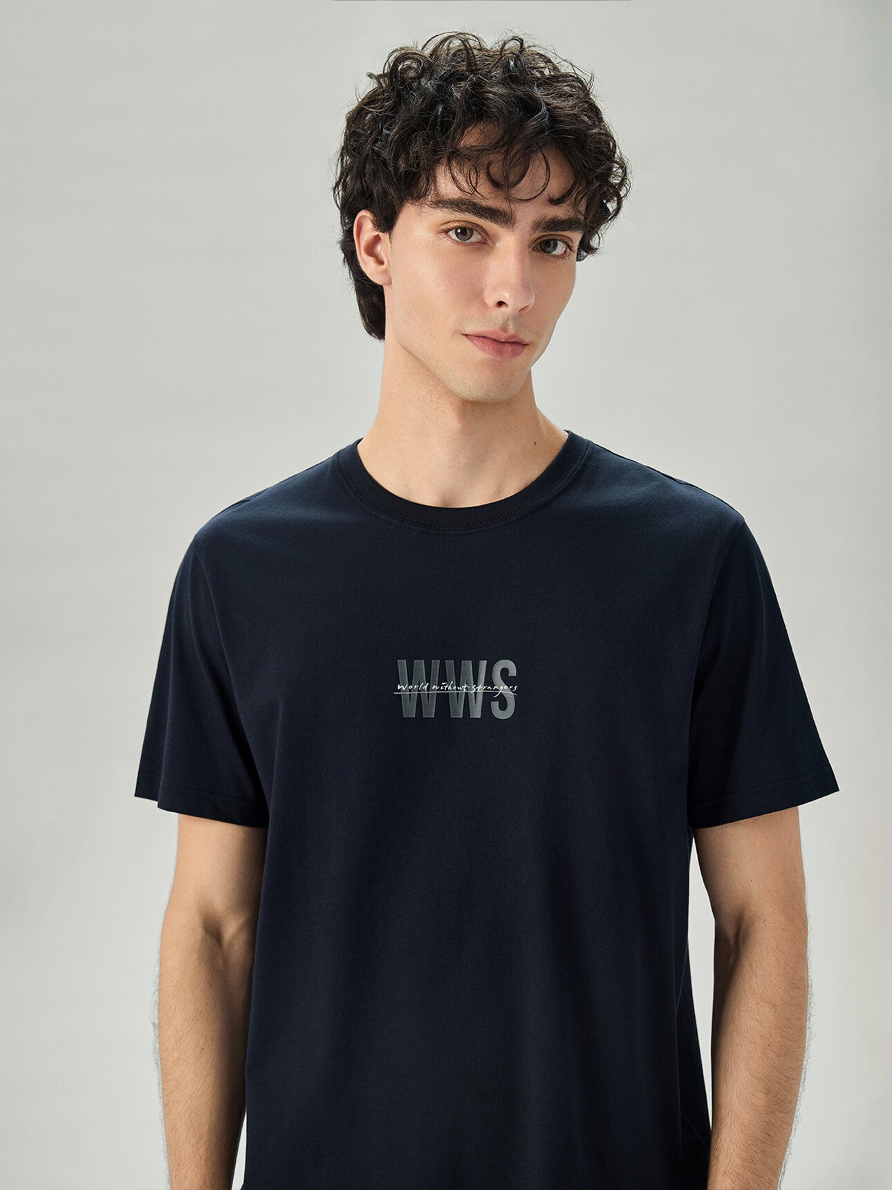 SG_01096021001_RW26_3_1_6_1290_1720.jpg;color:Signature Navy
