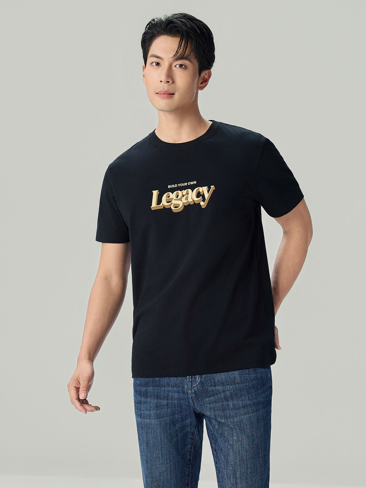 SG_01096302001_RW32_3_1_3_1290_1720.jpg;color:Signature Black Ver 1