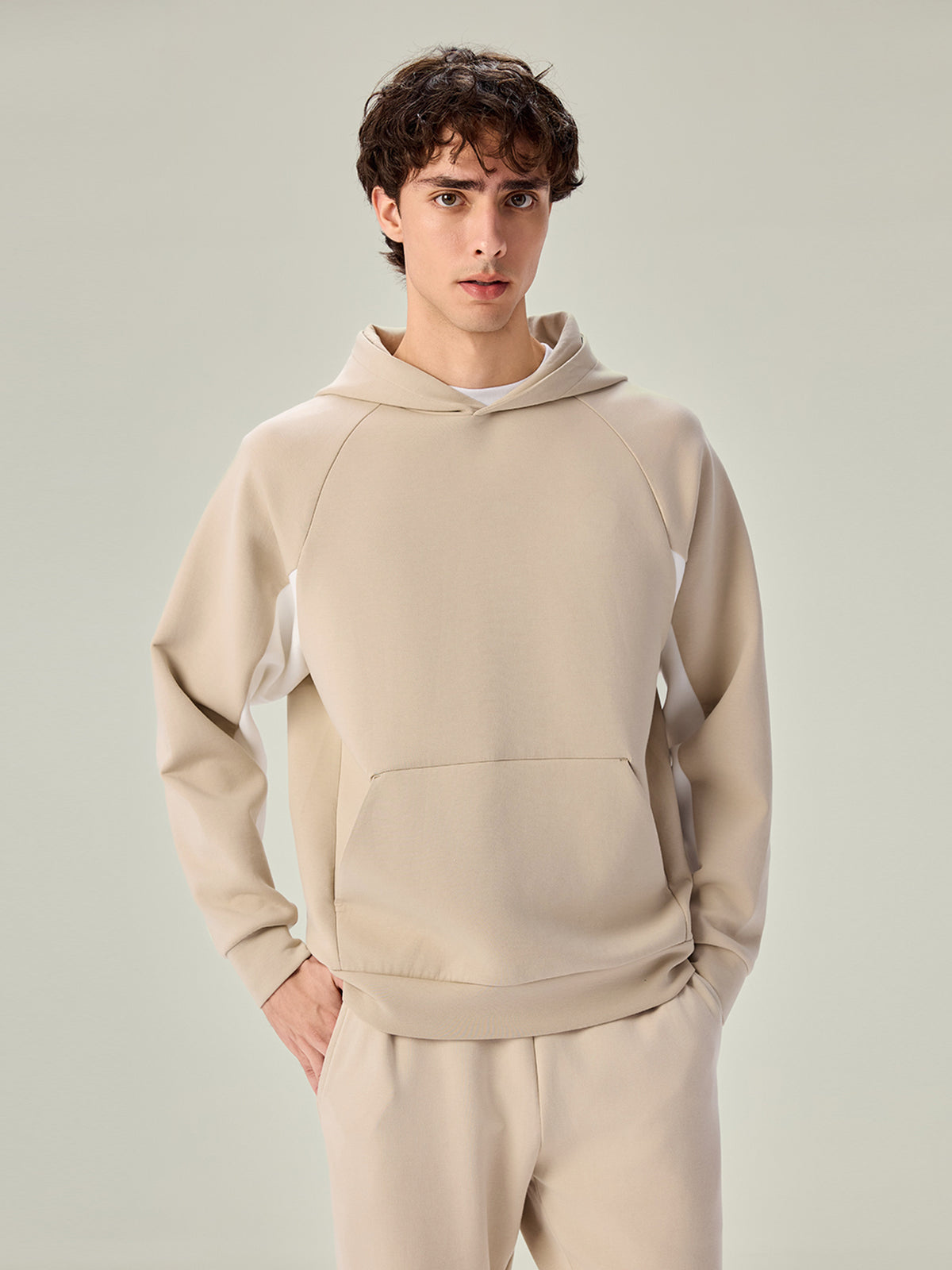 SG_01026345002_RW42_3_1_3_1290_1720.jpg;color:Pure Cashmere