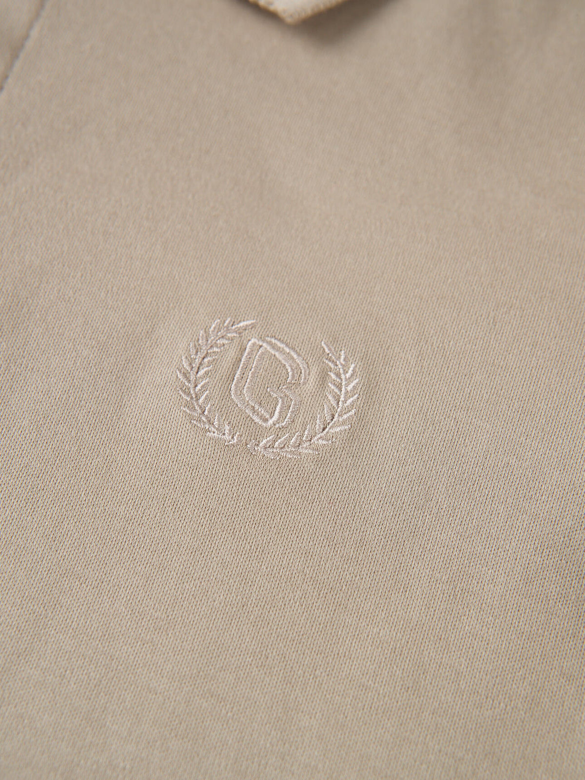SG_03016291001_RW42_4_2_6_1290_1720.jpg;color:Pure Cashmere