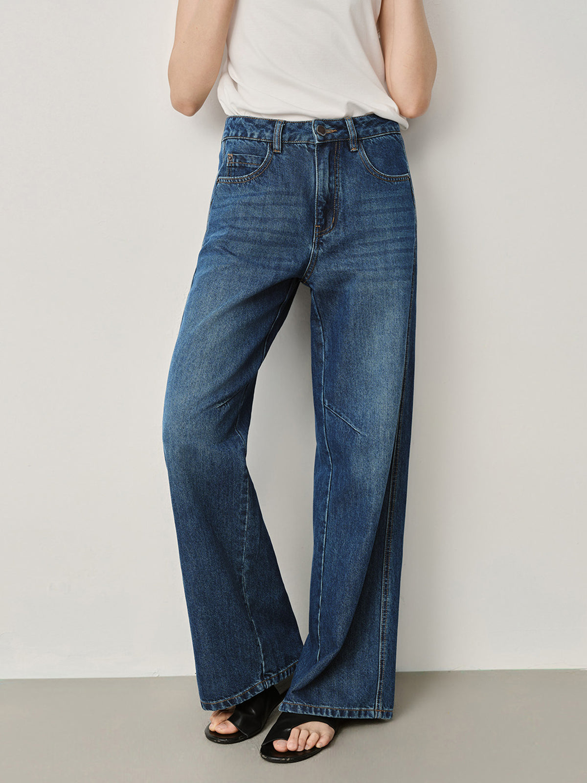 SG_02416023001_RW65_3_0_2_1290_1720.jpg;color:Denim