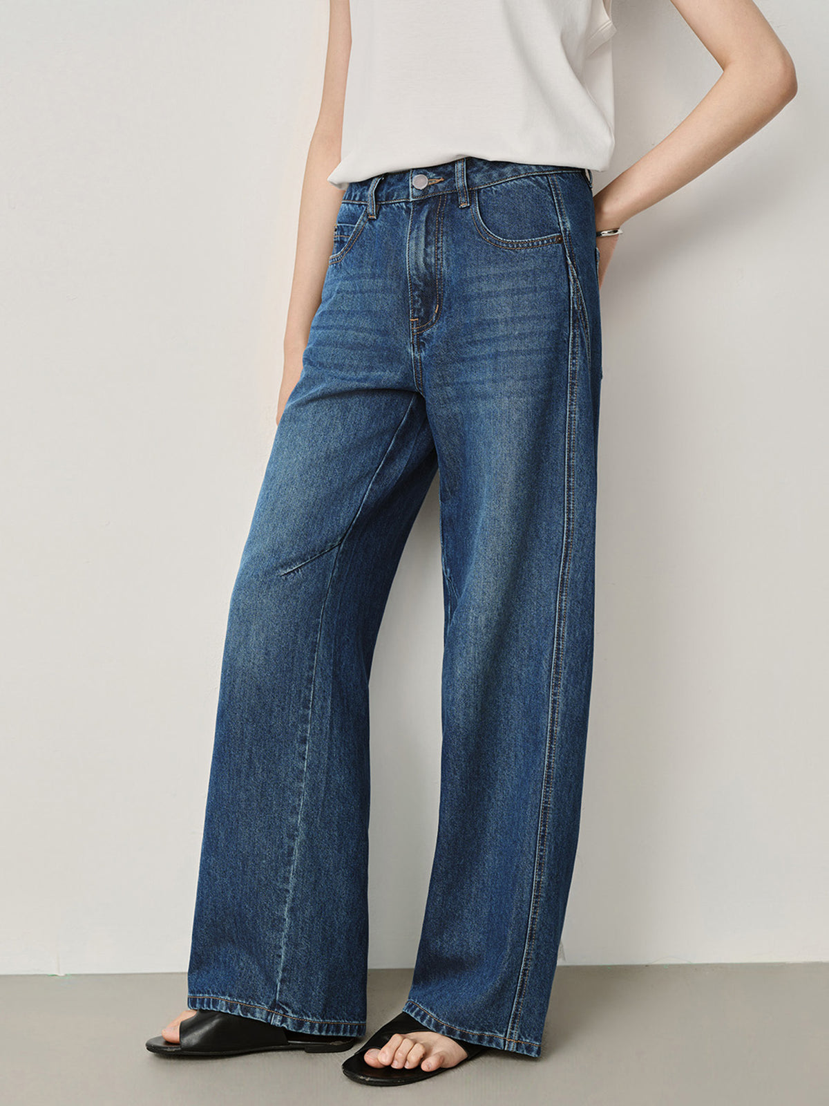 SG_02416023001_RW65_3_0_4_1290_1720.jpg;color:Denim