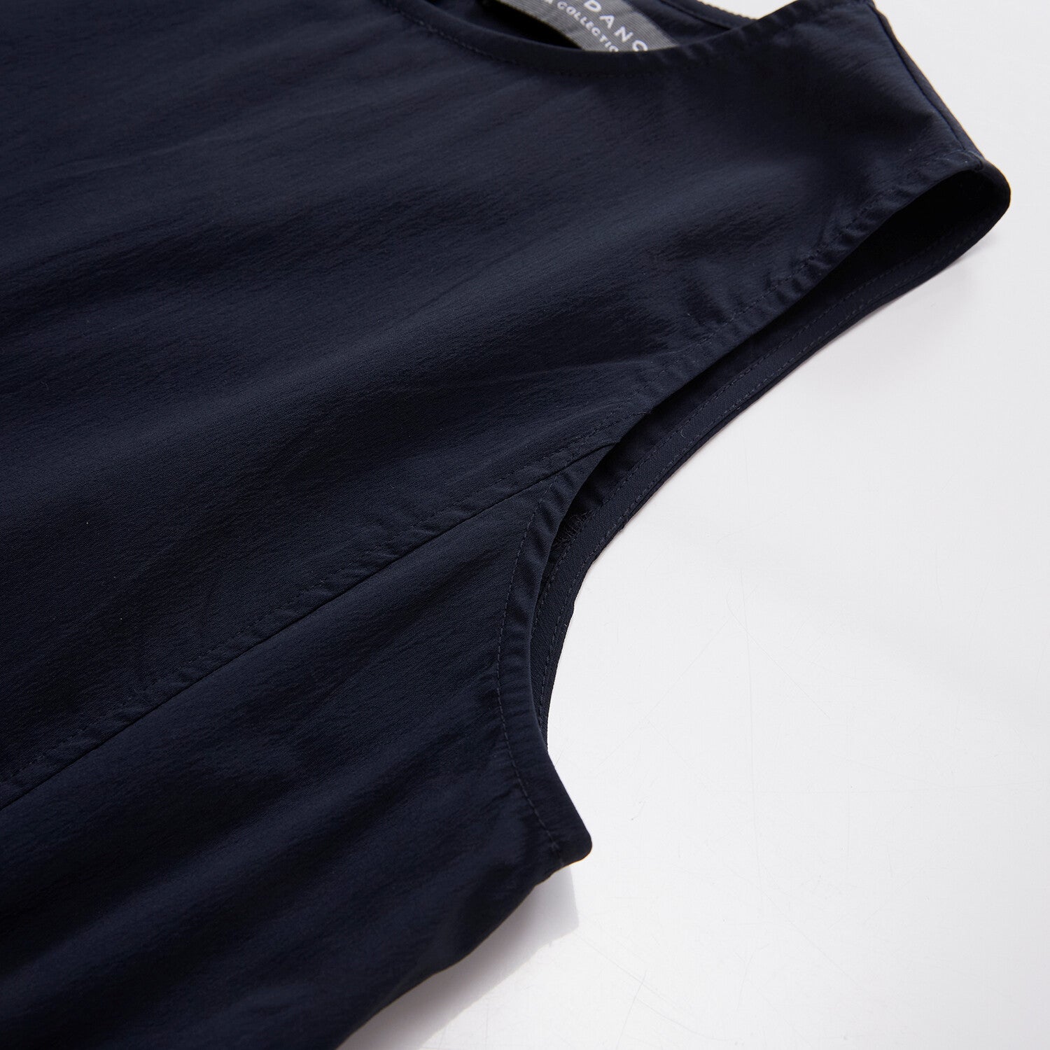 SG_05466502001_RW66_1_2_6_1500_1500.jpg;color:Signature Navy