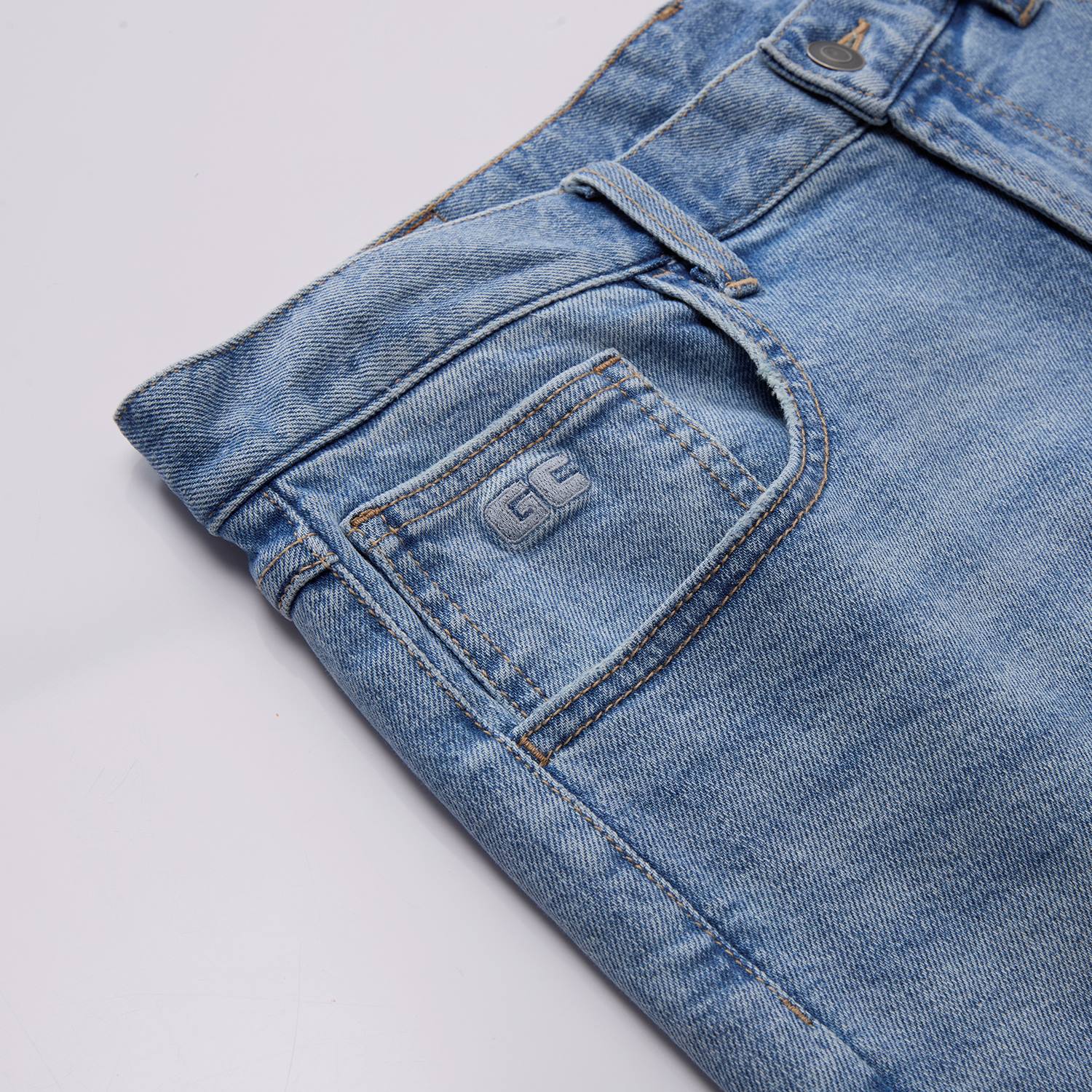 SG_12106351001_RW70_1_2_6_1500_1500.jpg;color:Light Denim
