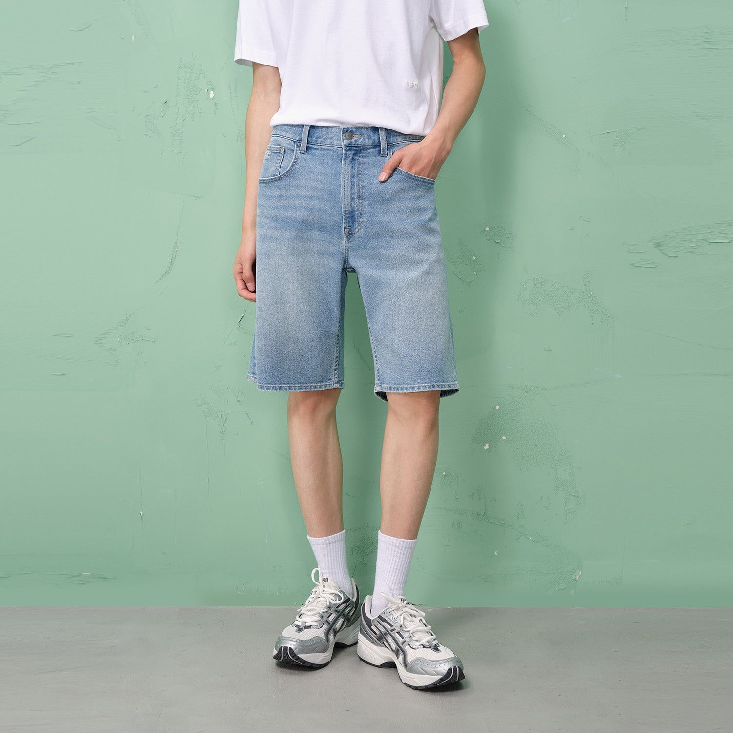 SG_12106351001_RW70_2_1_3_1500_1500.jpg;color:Light Denim