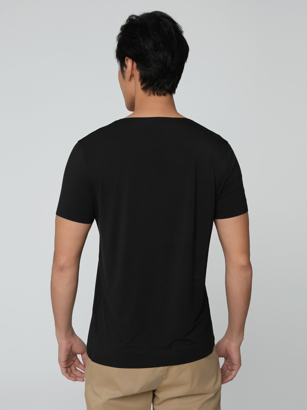 SG_01246101001_RW70_3_1_8_1290_1720.jpg;color:Signature White + Signature Black