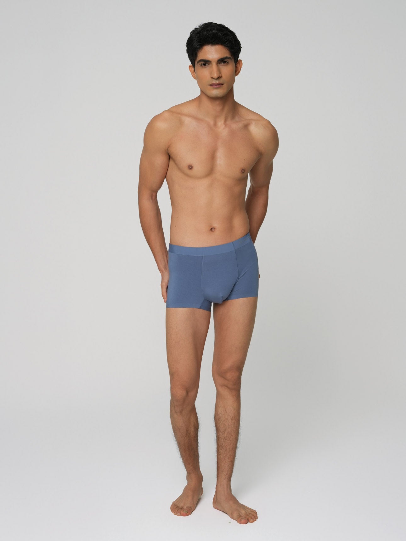 SG_01176021001_RW72_3_1_1_1290_1720.jpg;color:Light Blue x Dark Blue x Signature Navy 