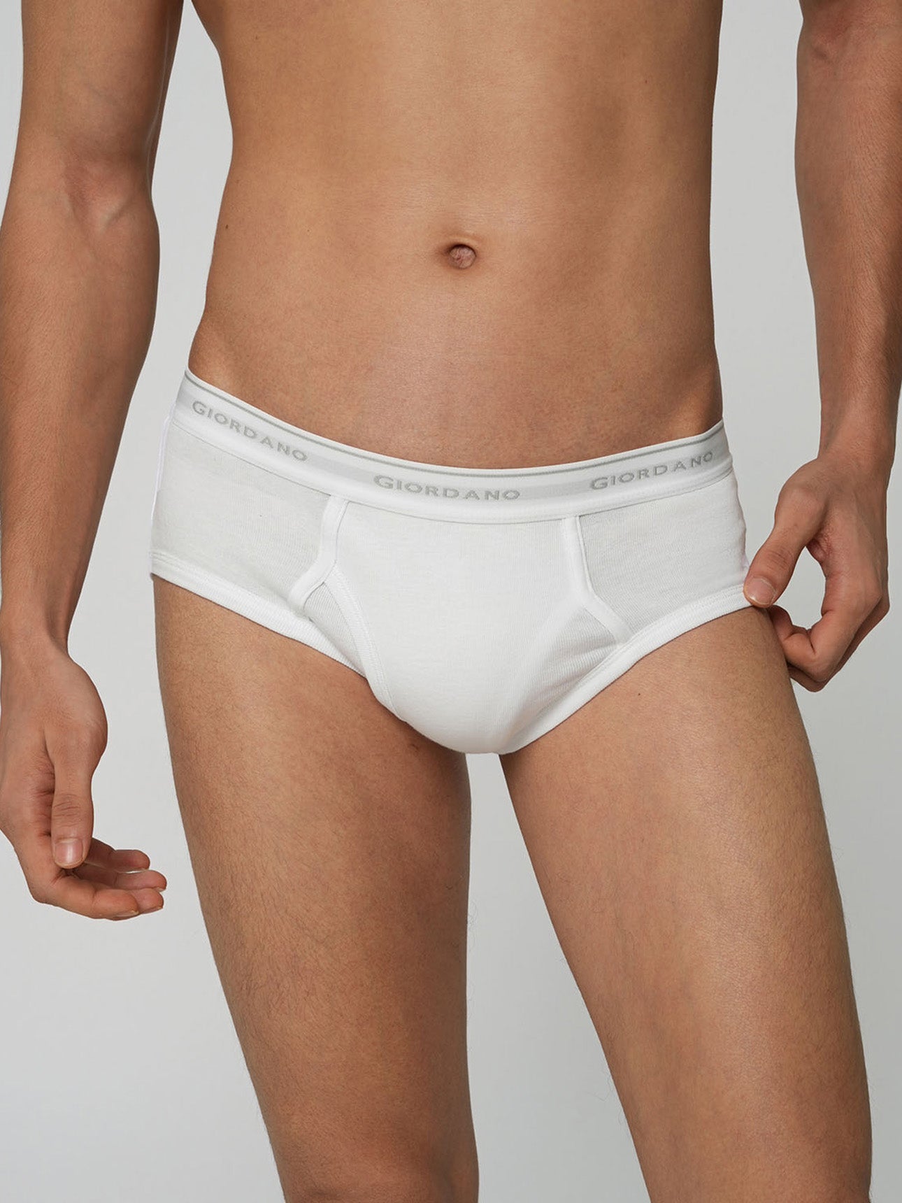 SG_01176114001_RW72_3_1_4_1290_1720.jpg;color:Signature White x MHGrey x Signature Black x2