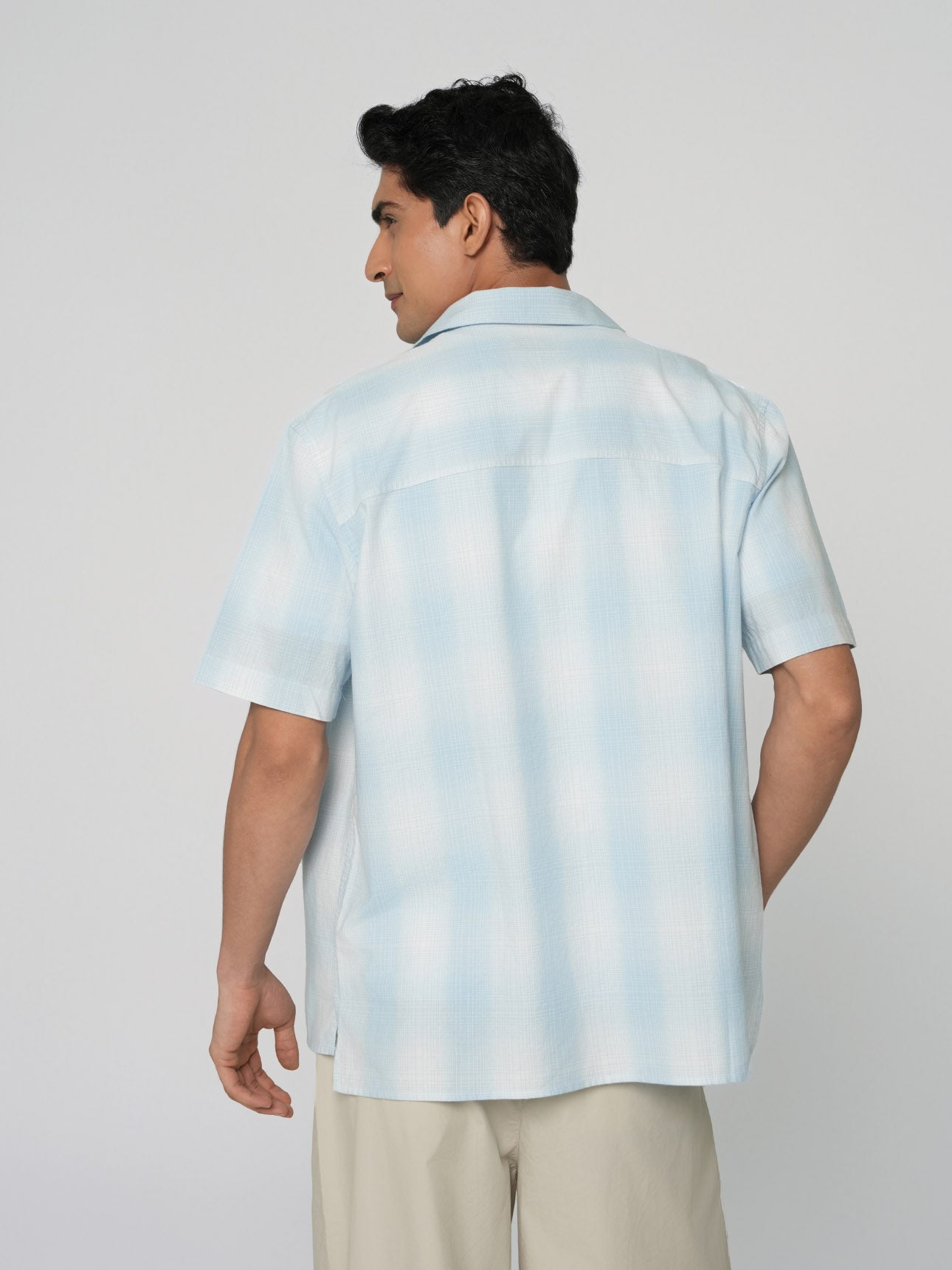 SG_01046239002_RW73_3_1_5_1290_1720.jpg;color:Blue x White Plaid