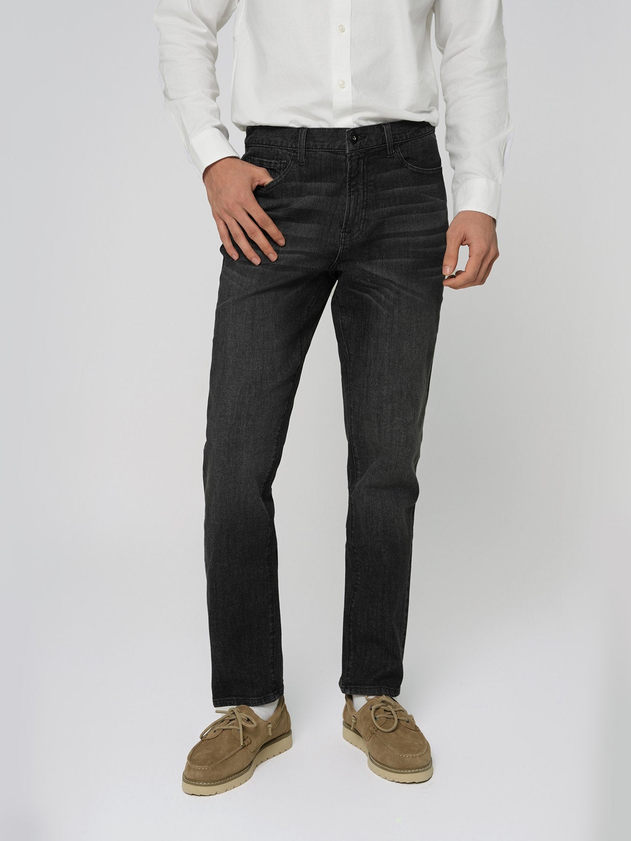 SG_01116001002_RW80_3_1_3_1290_1720.jpg;color:Black Denim