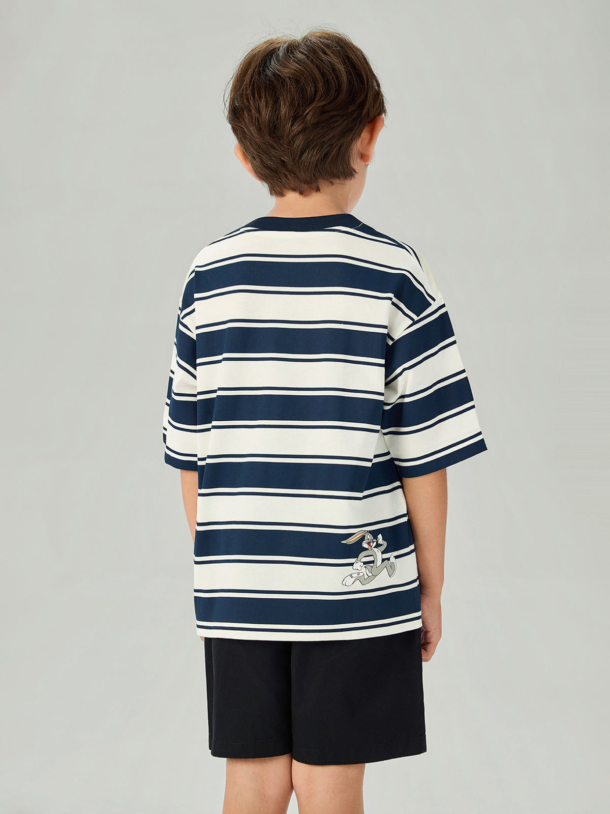 SG_03086362001_RW80_3_1_5_1290_1720.jpg;color:Signature Navy x Snow White