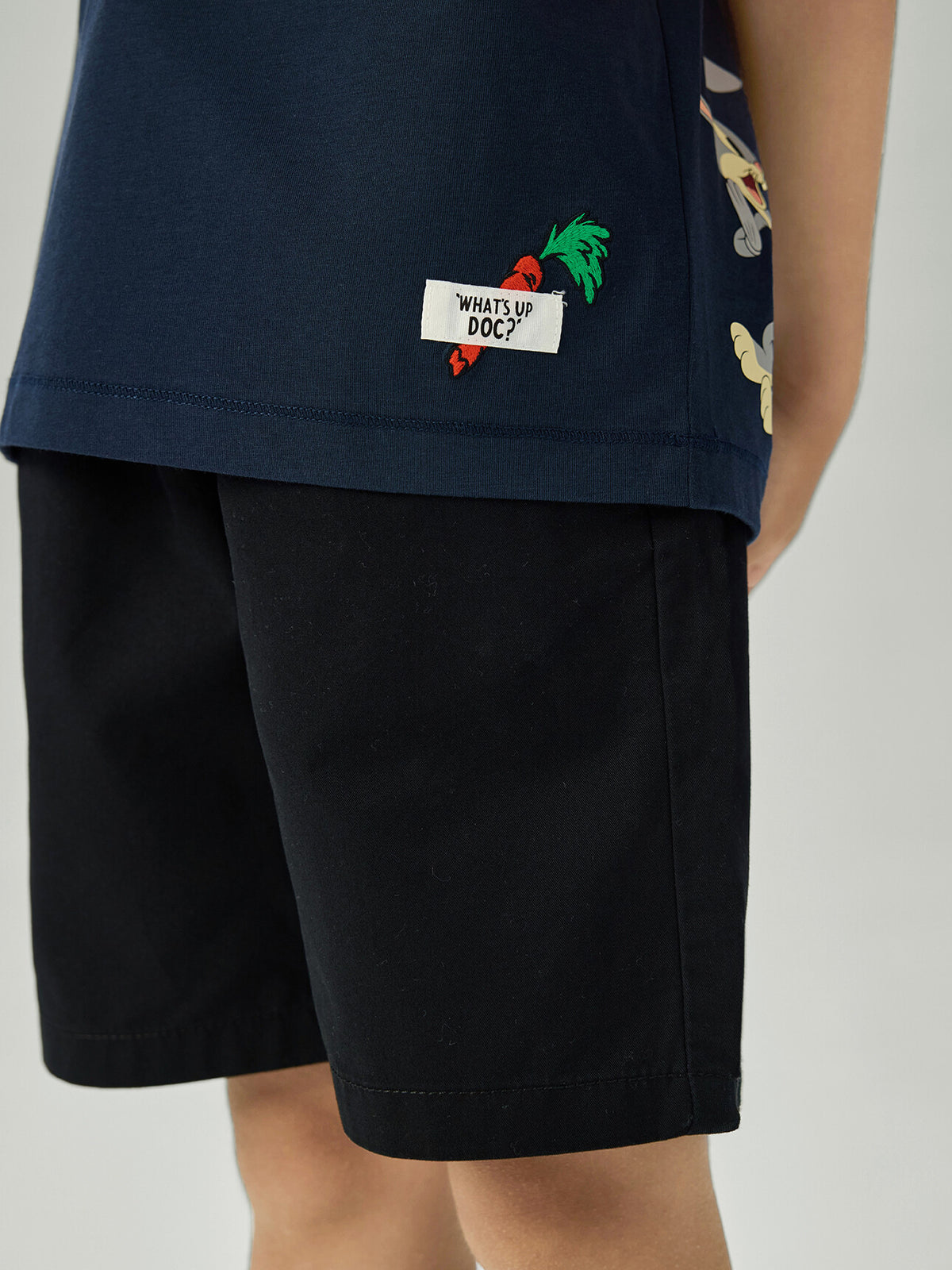 SG_03086365001_RW80_3_1_5_1290_1720.jpg;color:Signature Navy x Orange