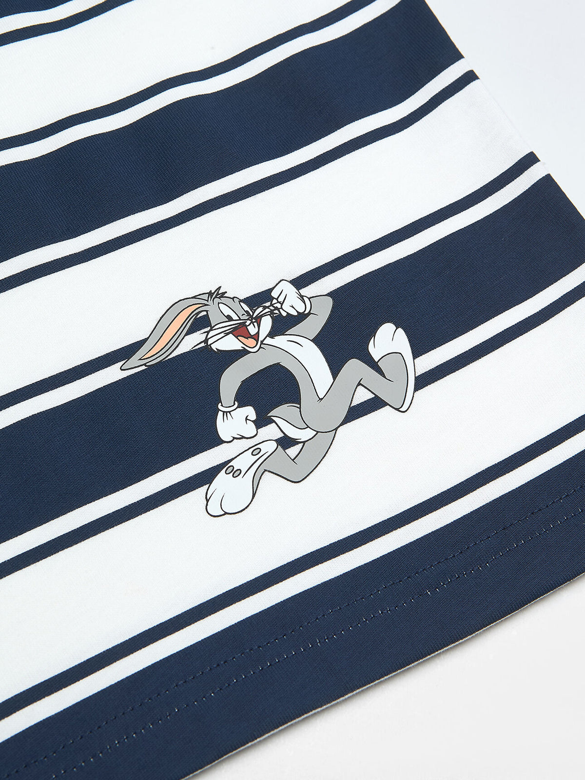 SG_01096448001_RW80_4_2_5_1290_1720.jpg;color:Signature Navy x Snow White