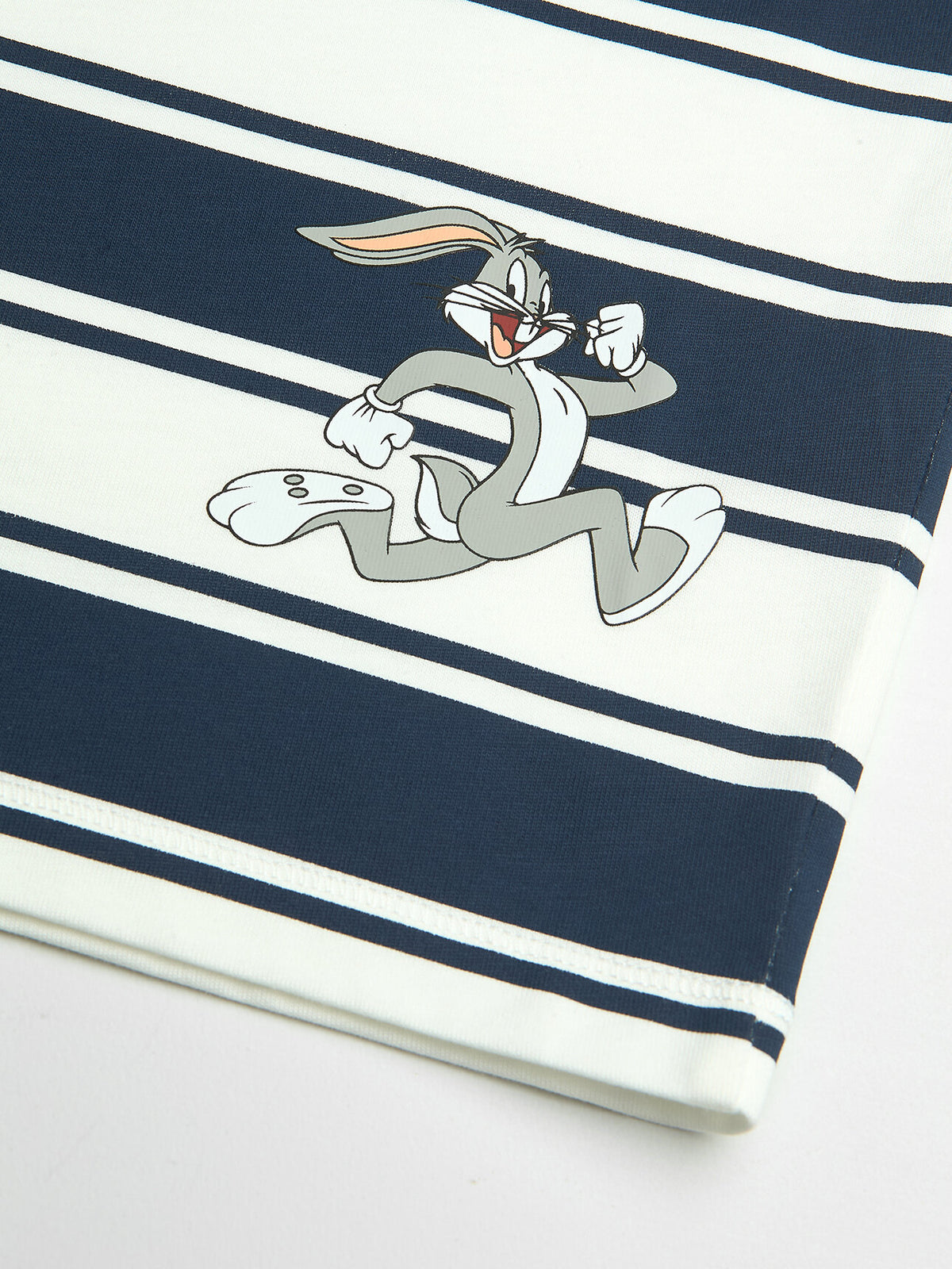 SG_03086362001_RW80_4_2_5_1290_1720.jpg;color:Signature Navy x Snow White