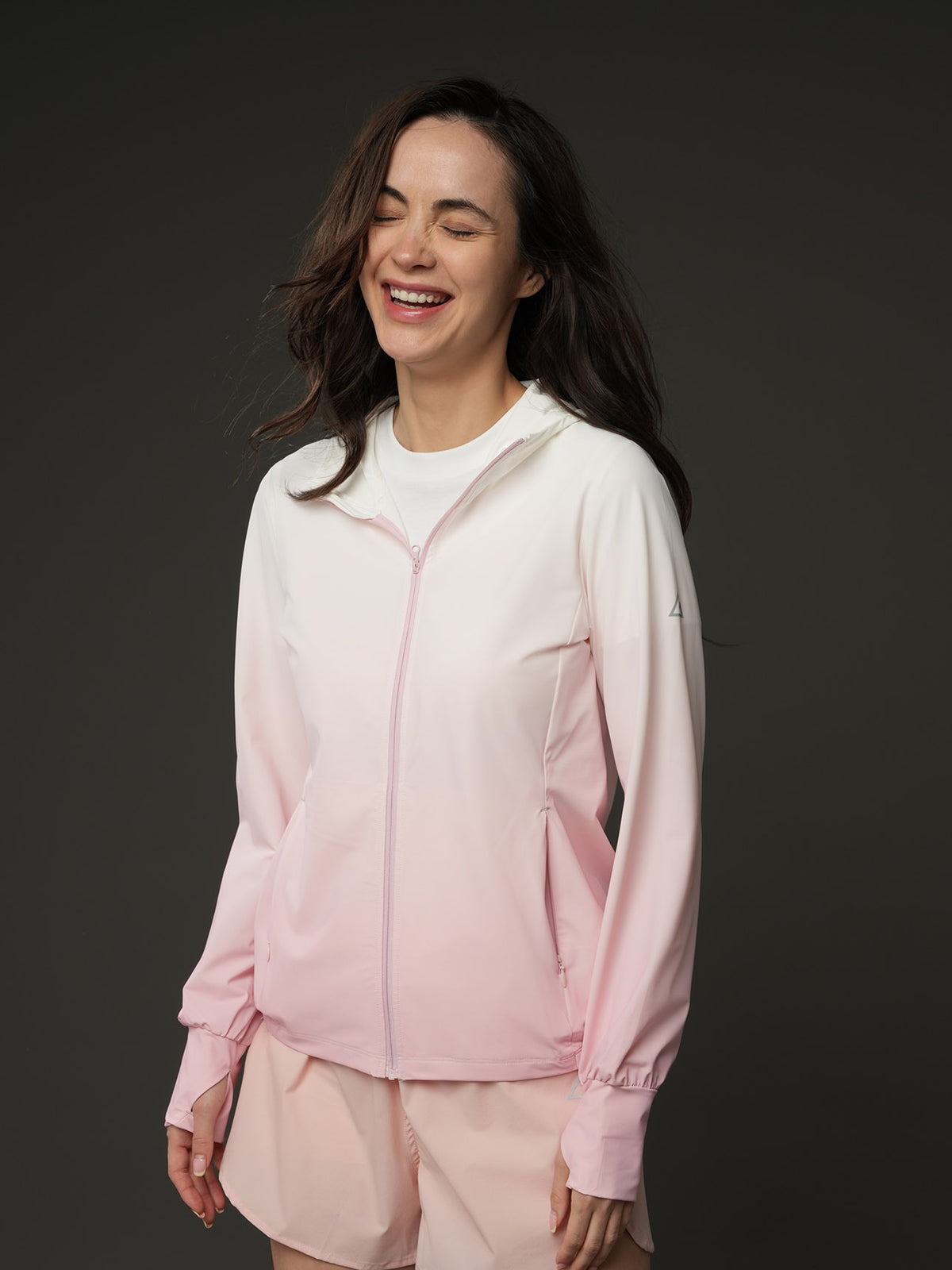 SG_05376123001_RW81_3_0_2_1290_1720.jpg;color:Gradient Pink