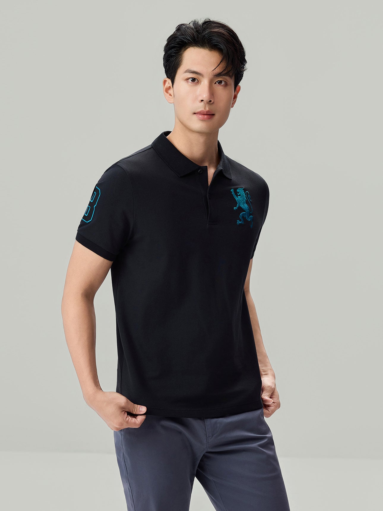 SG_01016222002_RW82_3_1_2_1290_1720.jpg;color:Signature Black