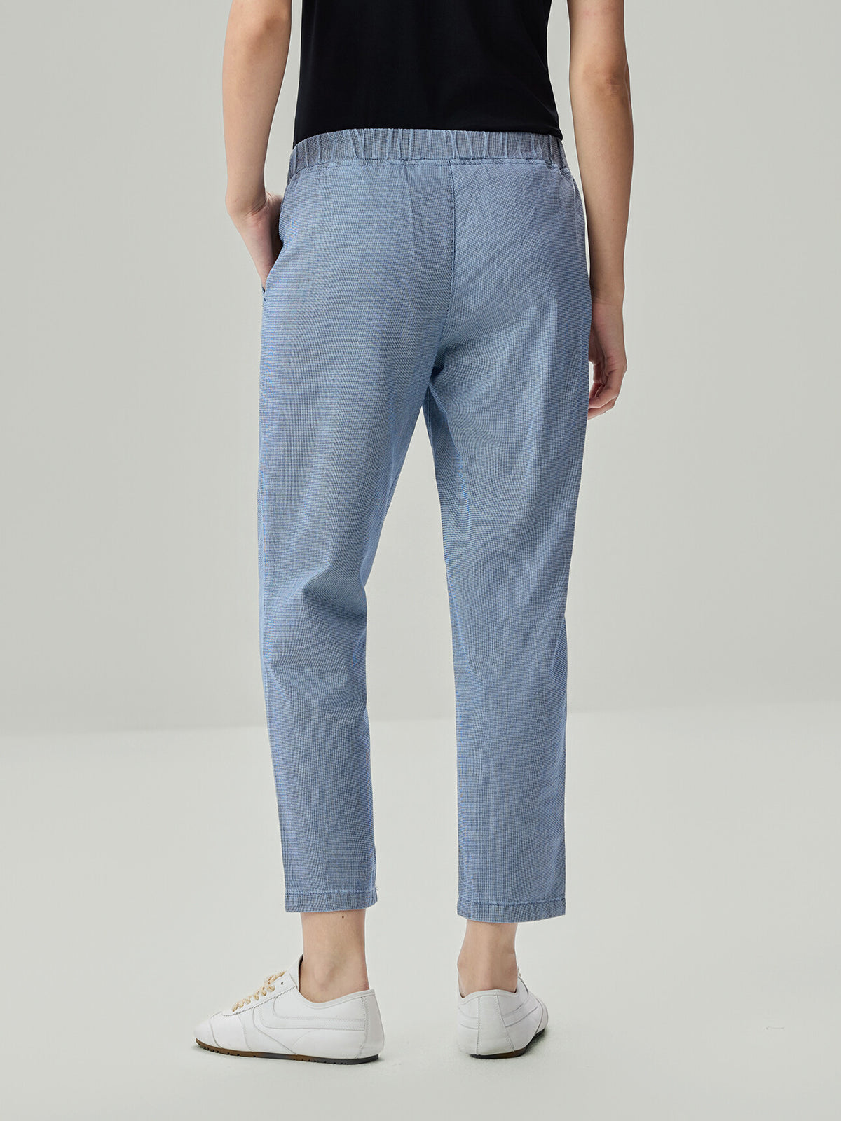 SG_05426048001_RW92_3_0_5_1290_1720.jpg;color:Lt Indigo x White