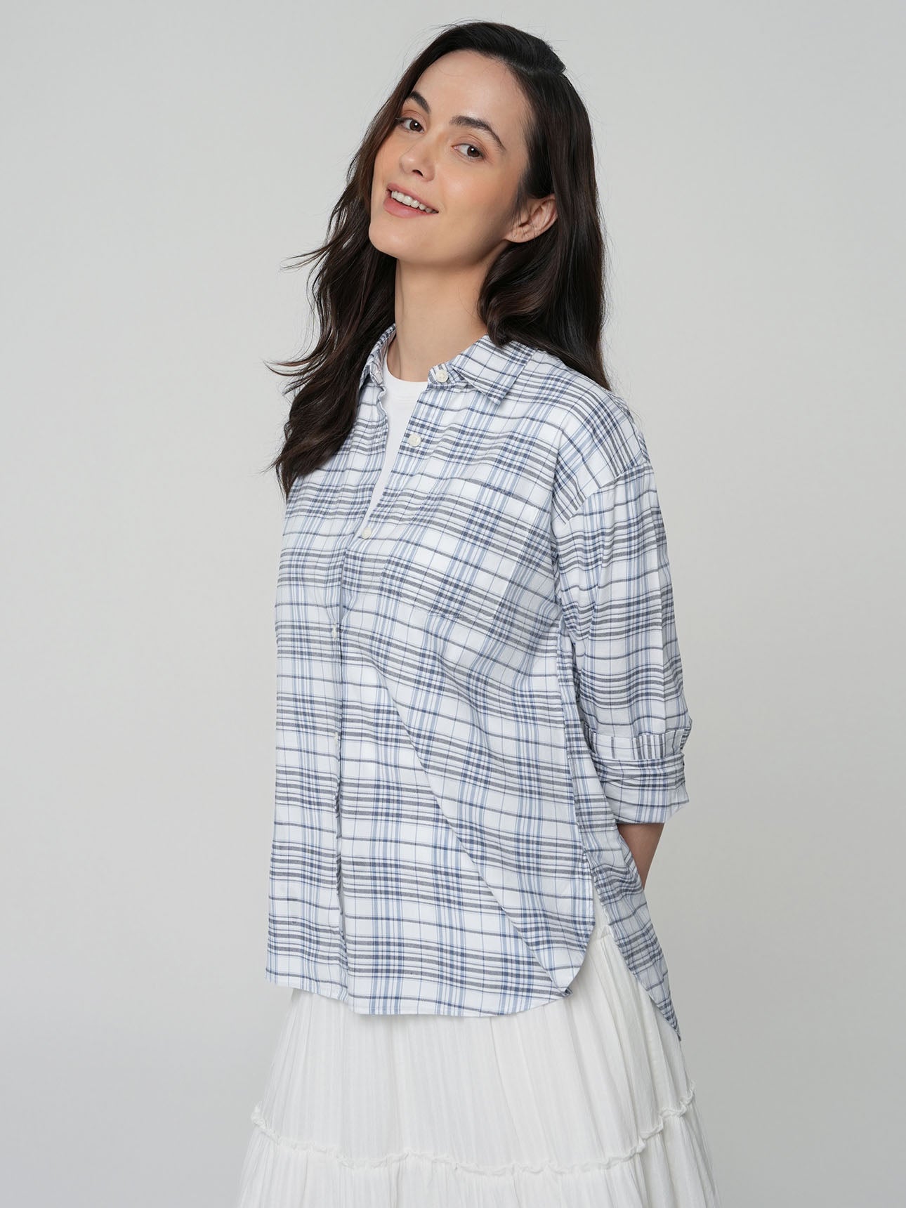 SG_05346010001_RW97_3_0_4_1290_1720.jpg;color:White x Navy x Blue